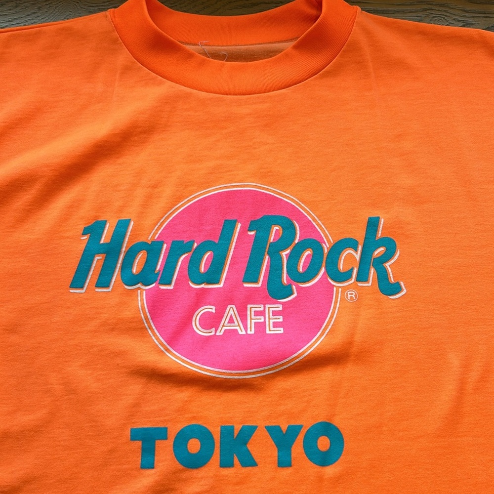 Vintage 1992 Hard Rock Cafe Tokyo “Save the Planet” T-Shirt Orange Size L